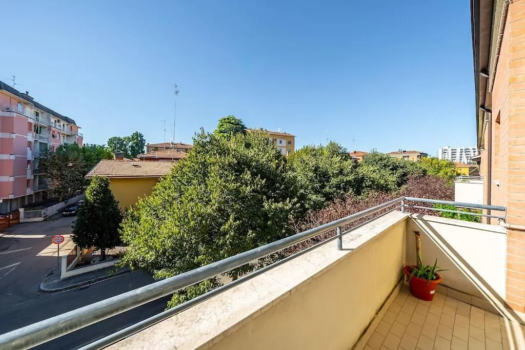 Policlinico - Grazioso Appartamento E Free Parking Modena 0*,  Itálie
